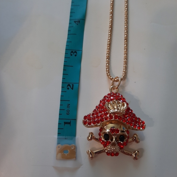 New Betsey Johnson Gold and Red Pirate Pendant Necklace - Picture 9 of 11